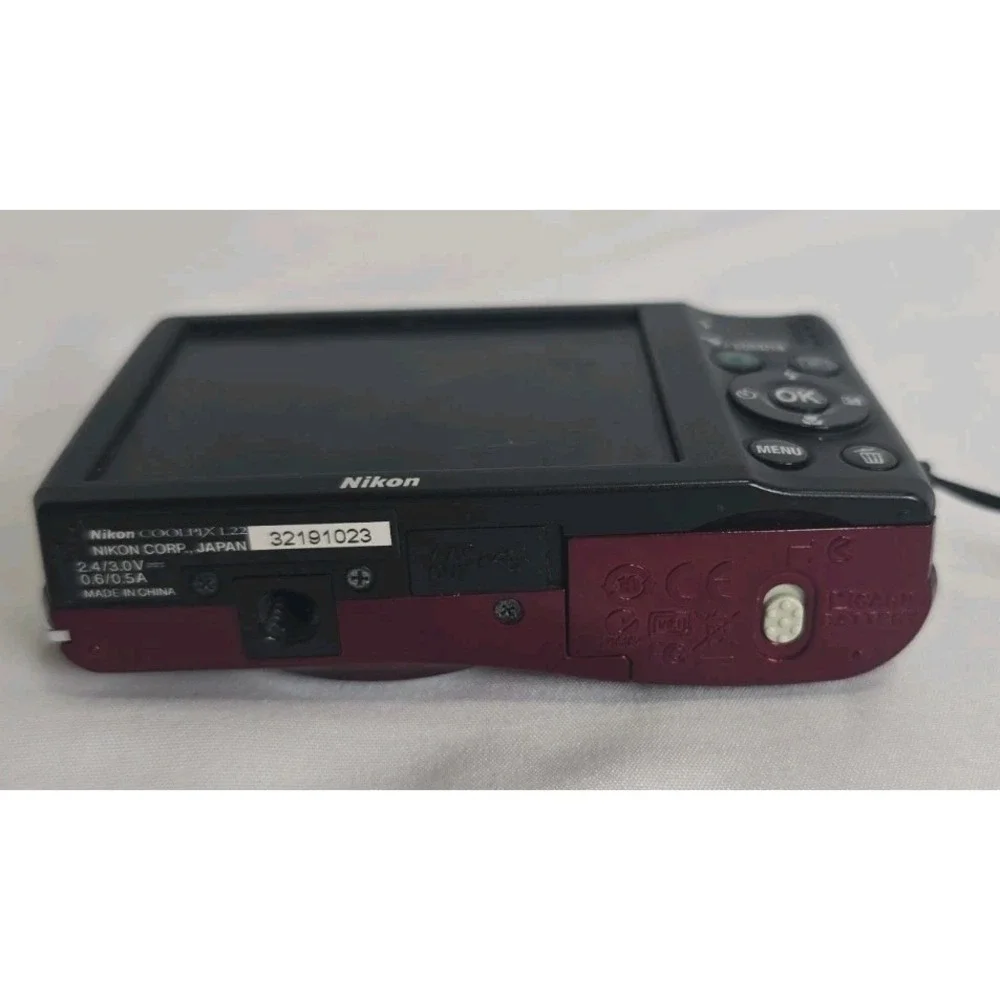 Red Nikon Coolpix L24 Digital Camera *Parts Only Not Working Properly*